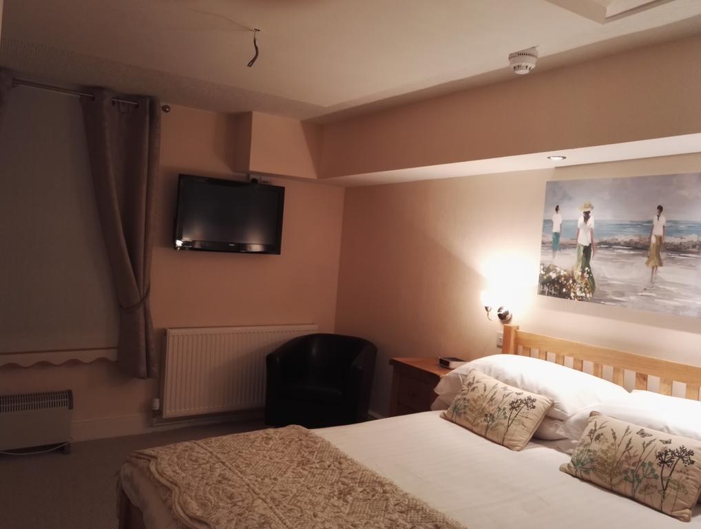 كورين Crown Hotel المظهر الخارجي الصورة